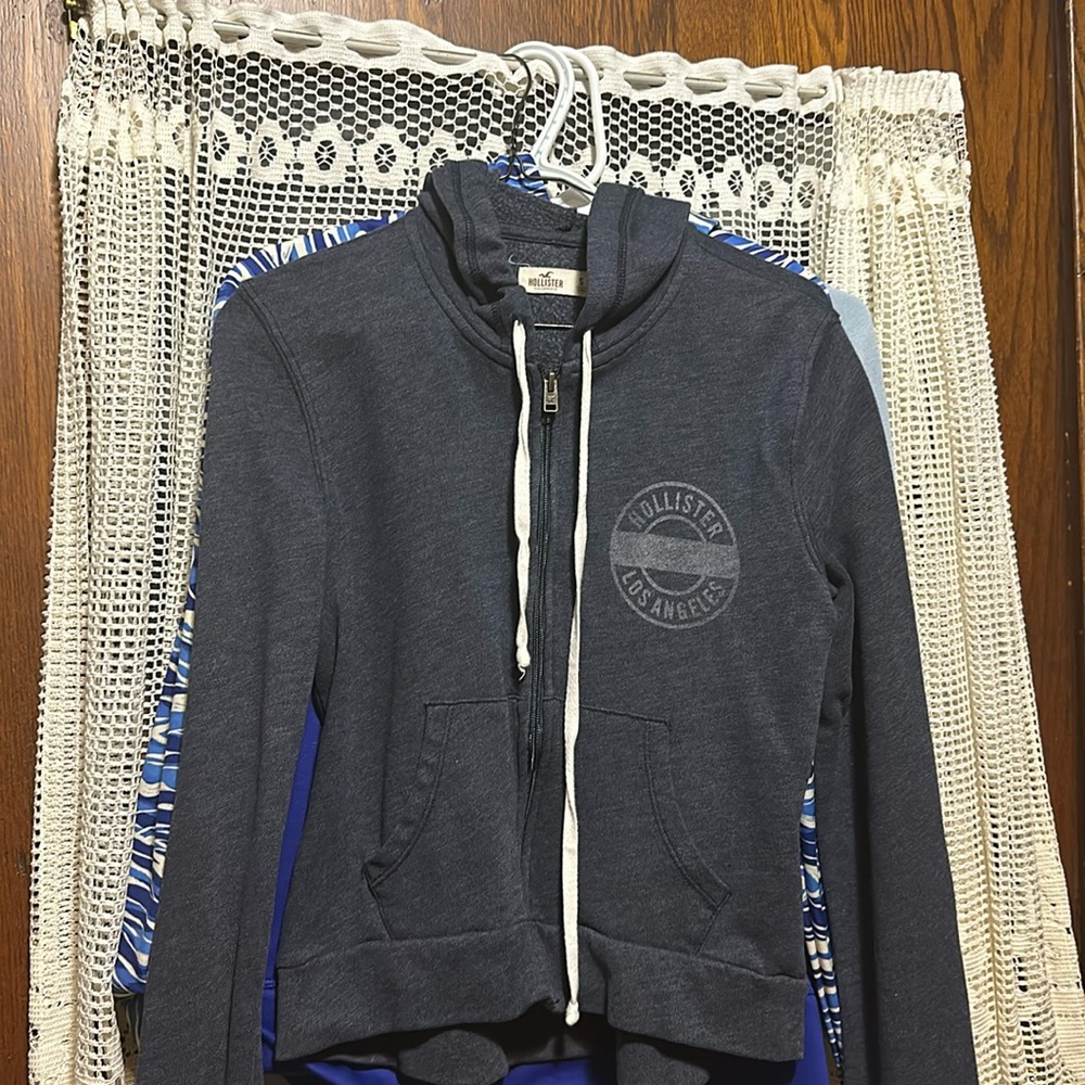 Hollister hoodie